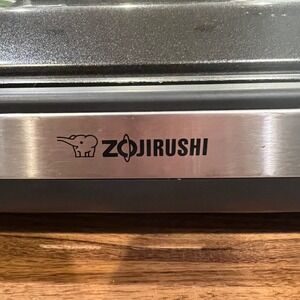 Zojirushi Gourmet Sizzler Electric Griddle EA-DCC10 Stainless Steel Black